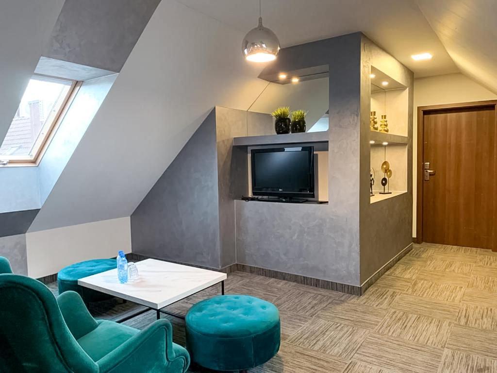 Fero Express Klimatyzowane Ac Hotel